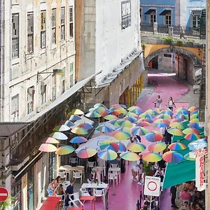Sunny Pink Street Historical Apt, By Timecooler Appartement