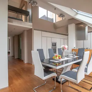 Luxury Duplex With Terrace , Prag Tschechische Republik